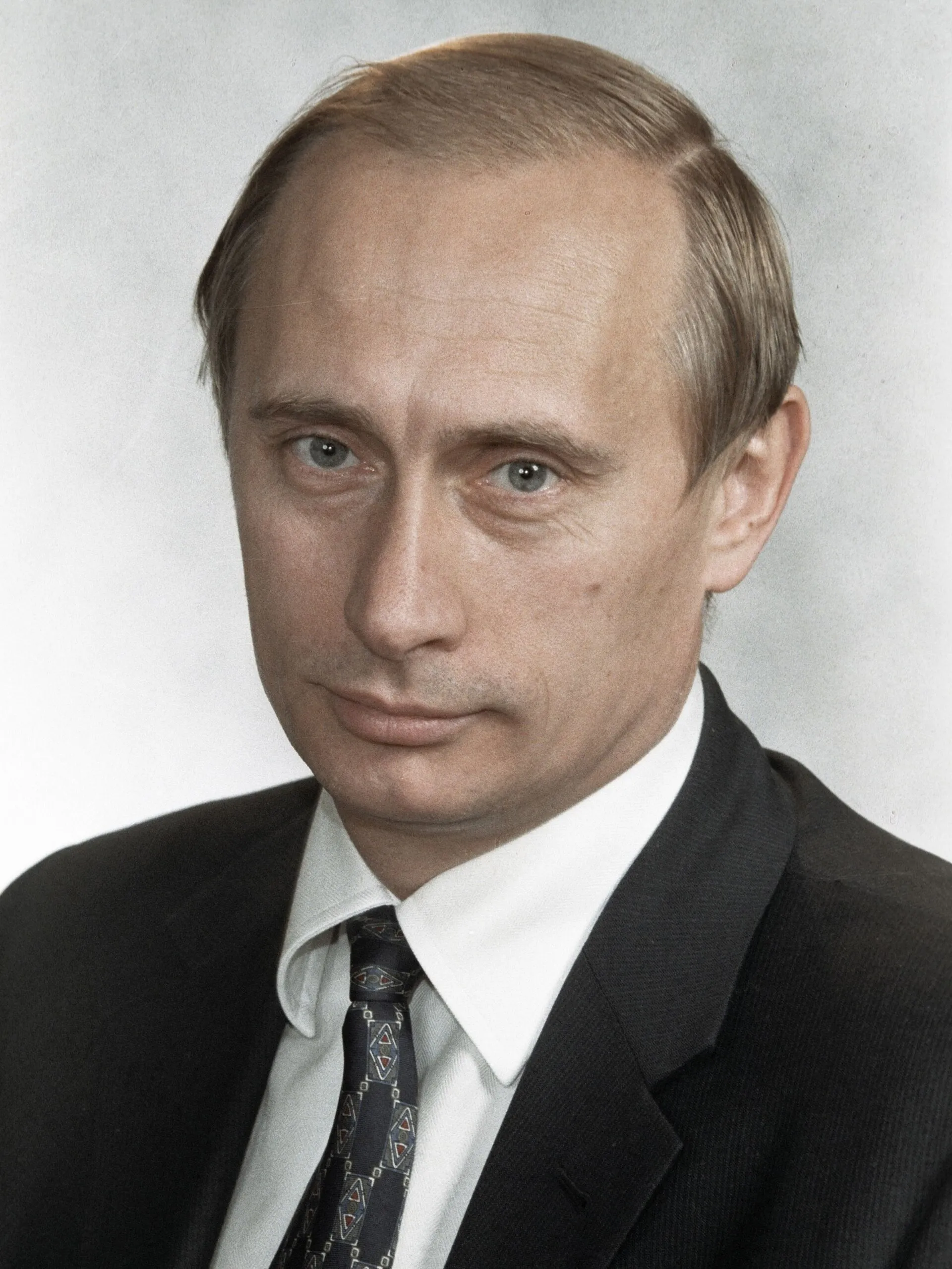 Putin elected President (26 March 2000)