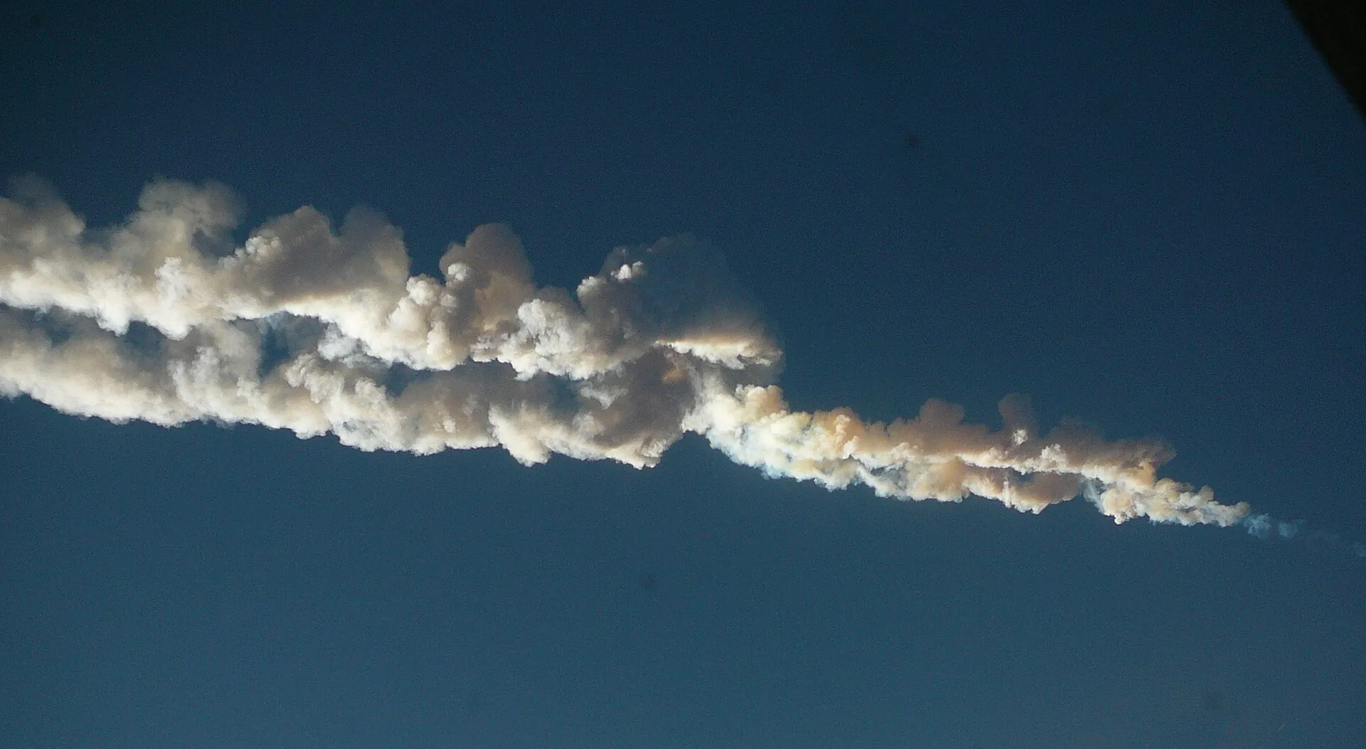 Chelyabinsk meteor historical image 1